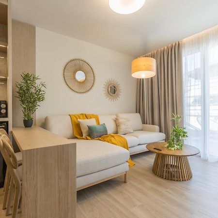 The Mediterranean Suites Pireus Exteriör bild