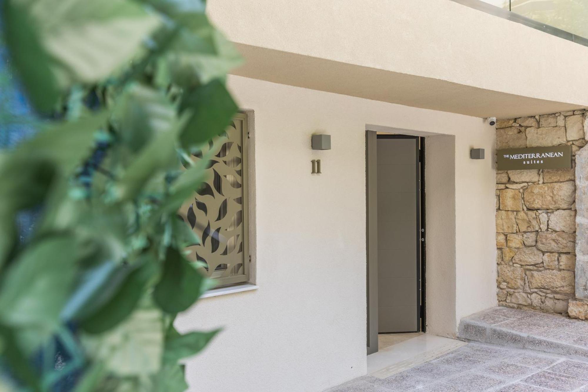 The Mediterranean Suites Pireus Exteriör bild