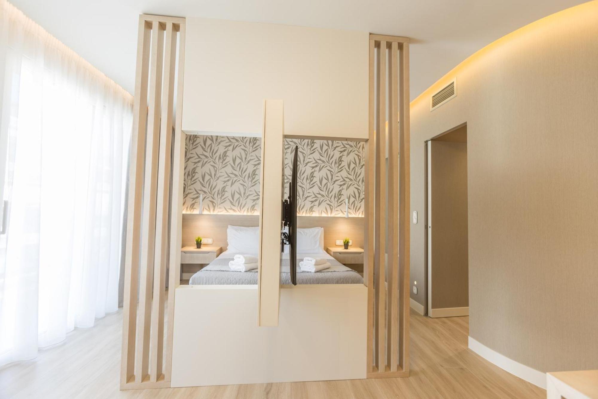 The Mediterranean Suites Pireus Exteriör bild