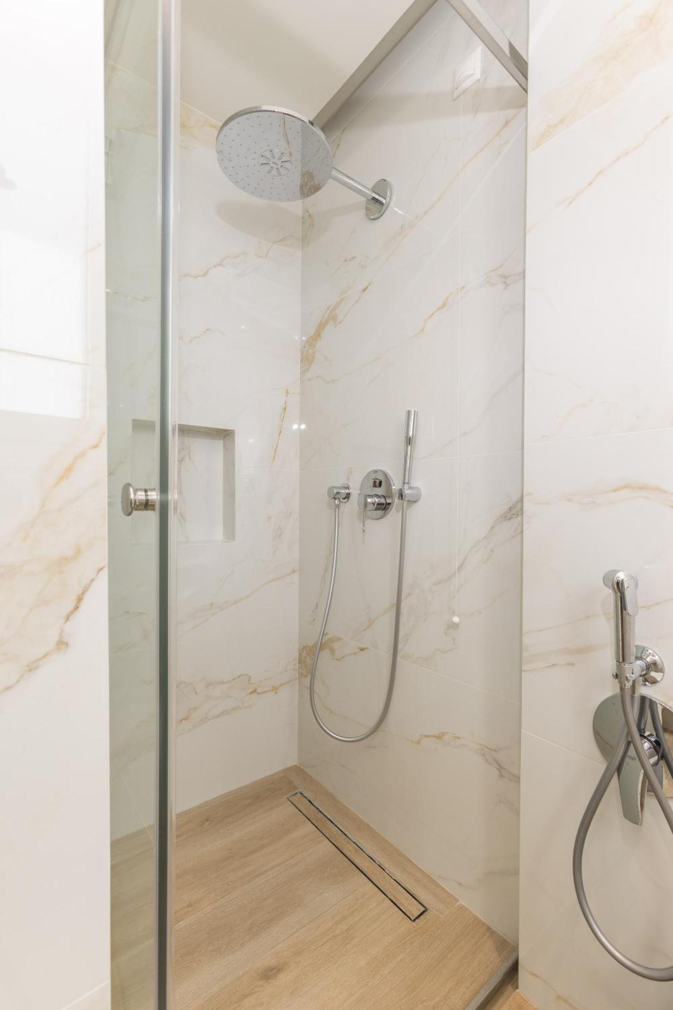 The Mediterranean Suites Pireus Exteriör bild