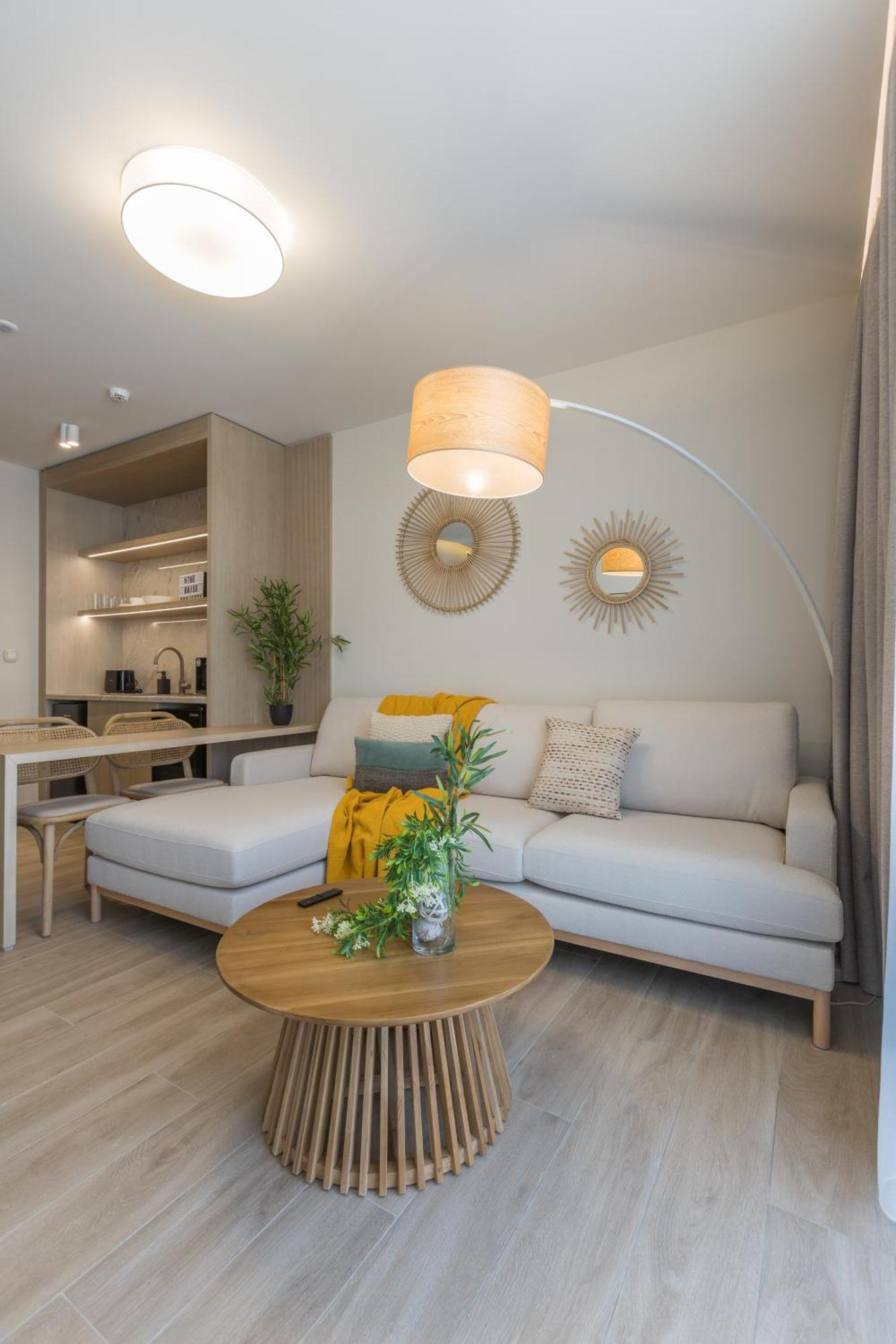 The Mediterranean Suites Pireus Exteriör bild