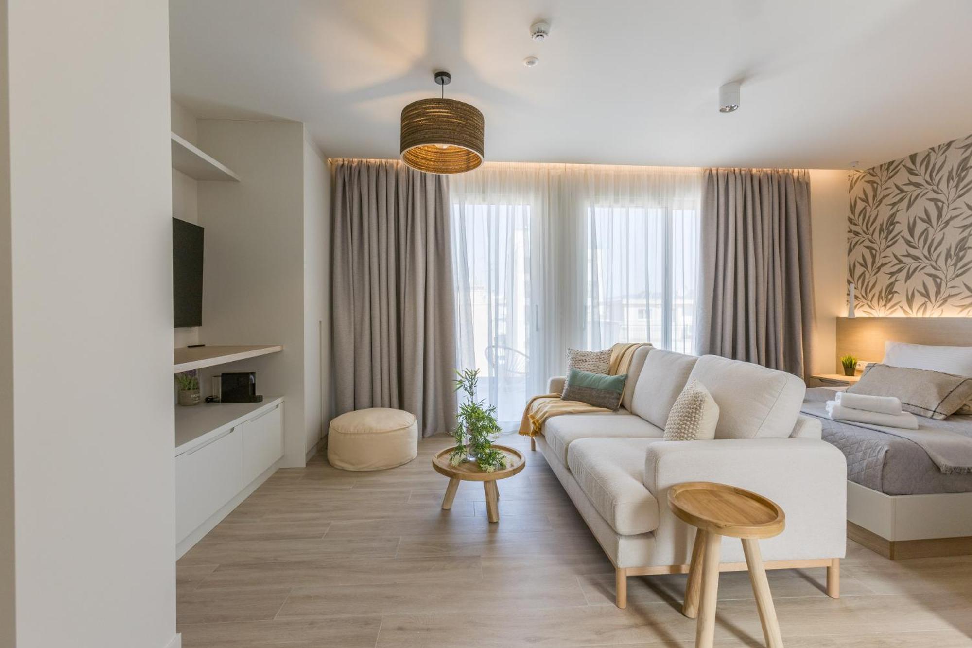 The Mediterranean Suites Pireus Exteriör bild