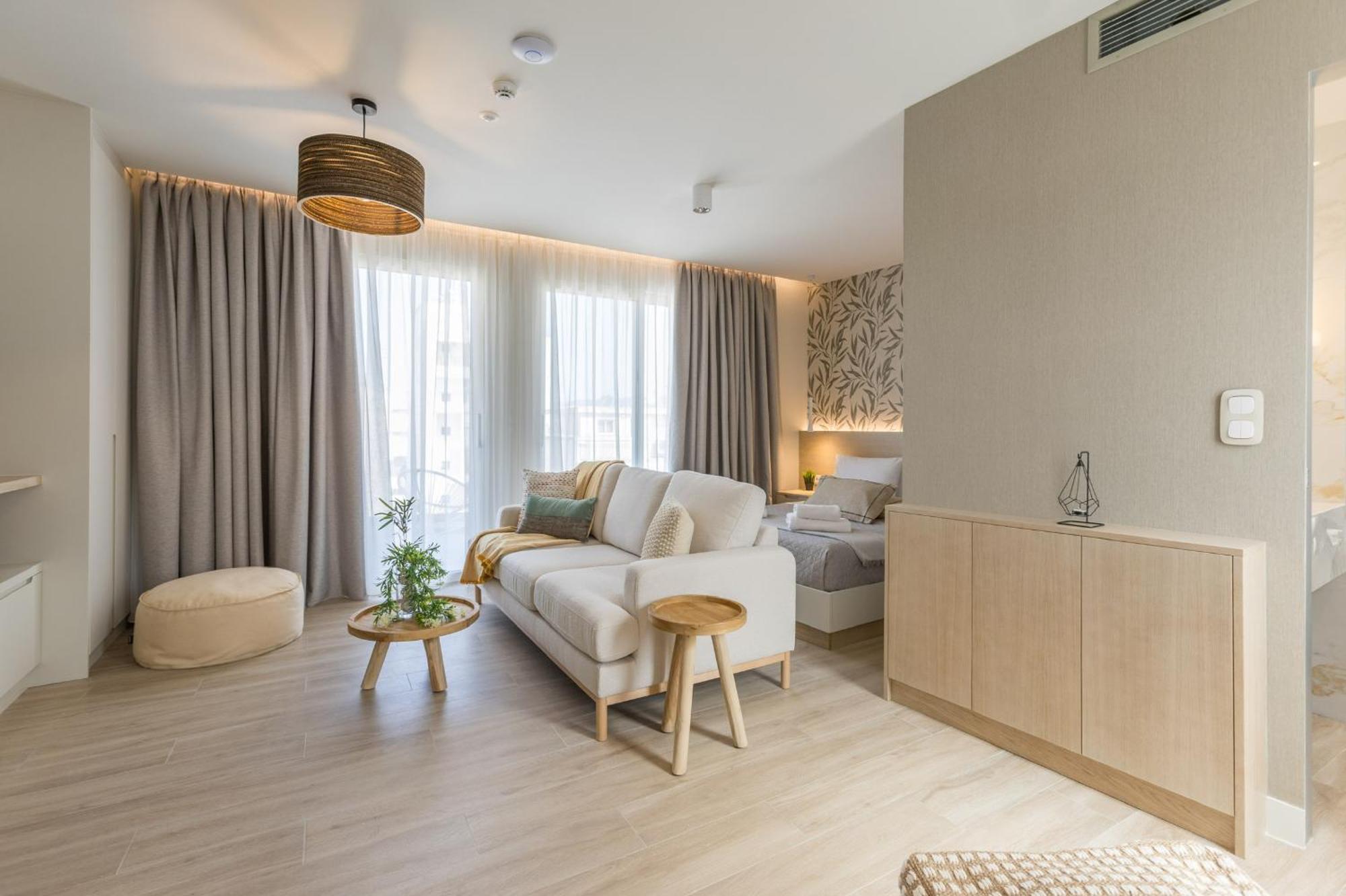The Mediterranean Suites Pireus Exteriör bild